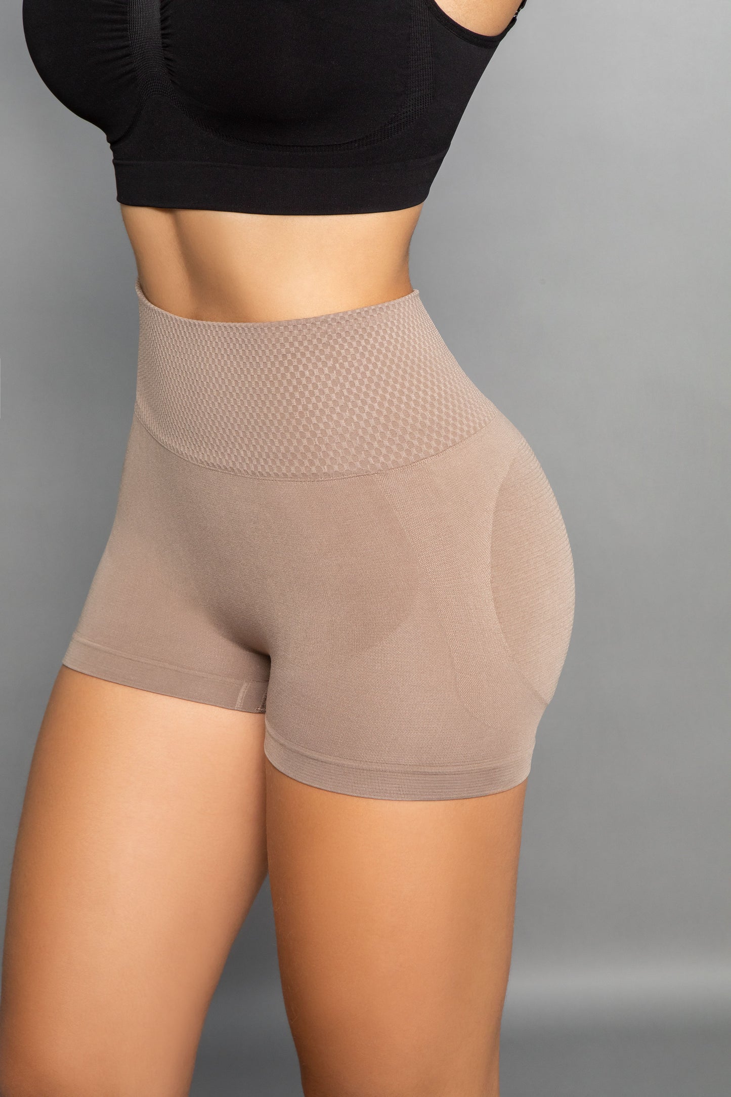 Ref. 1510 | Short Seamless Control Abdomen